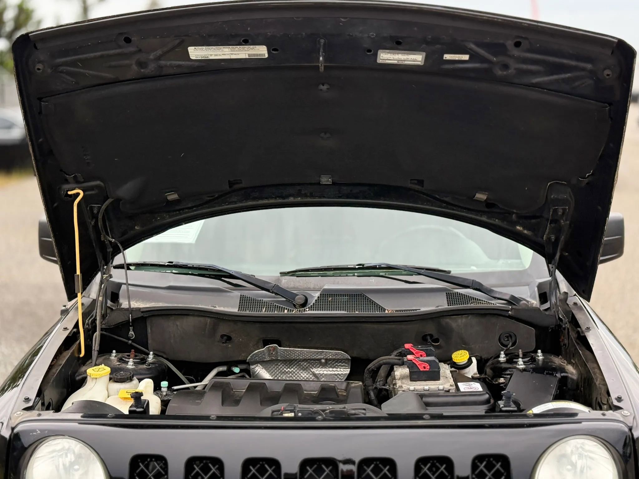 Used 2012 Jeep Patriot Latitude FWD image 28