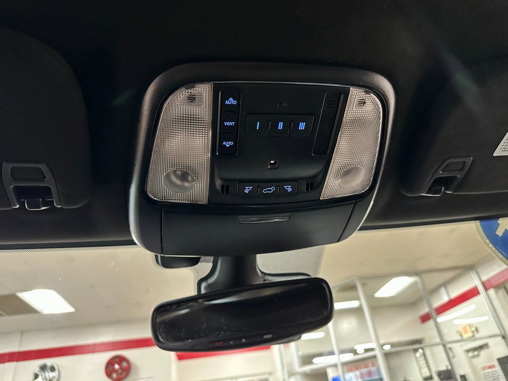 Certified 2024 Dodge Durango R/T image 37