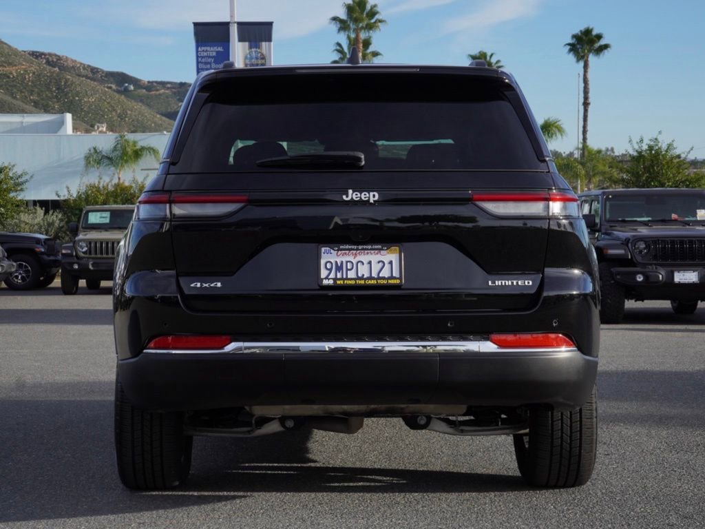 Certified 2024 Jeep Grand Cherokee Limited image 5