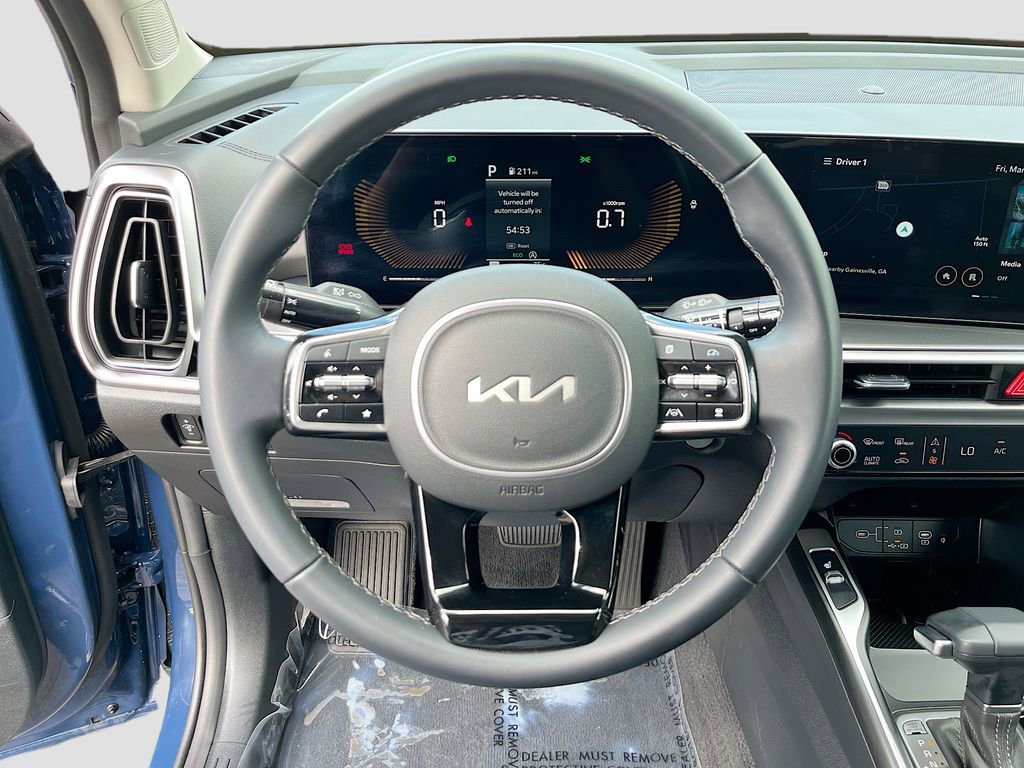Certified 2025 Kia Sorento S image 32