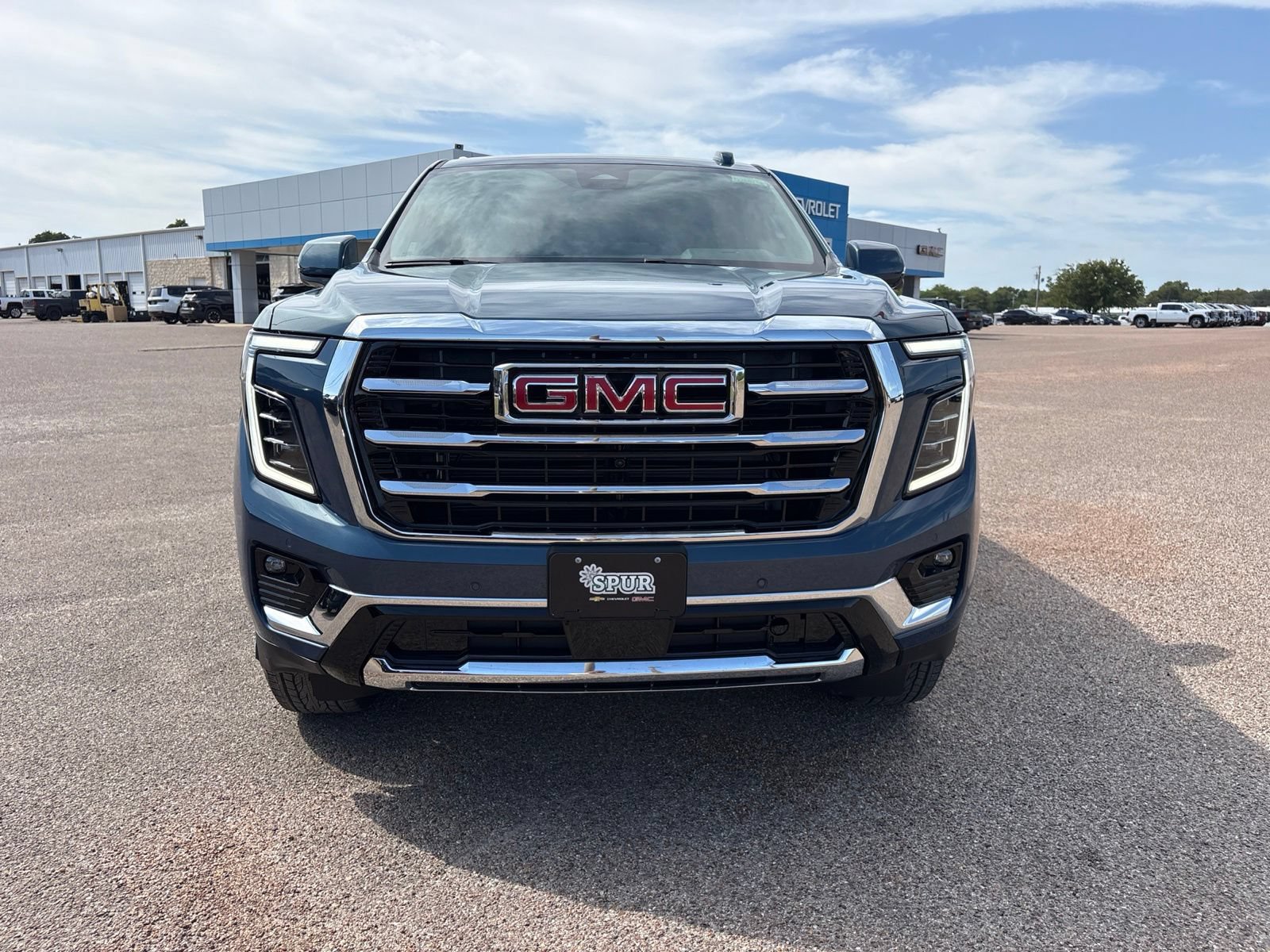 New 2026 GMC Yukon XL Elevation w/ LPO, Floor Liner Package AWD/4WD image 9