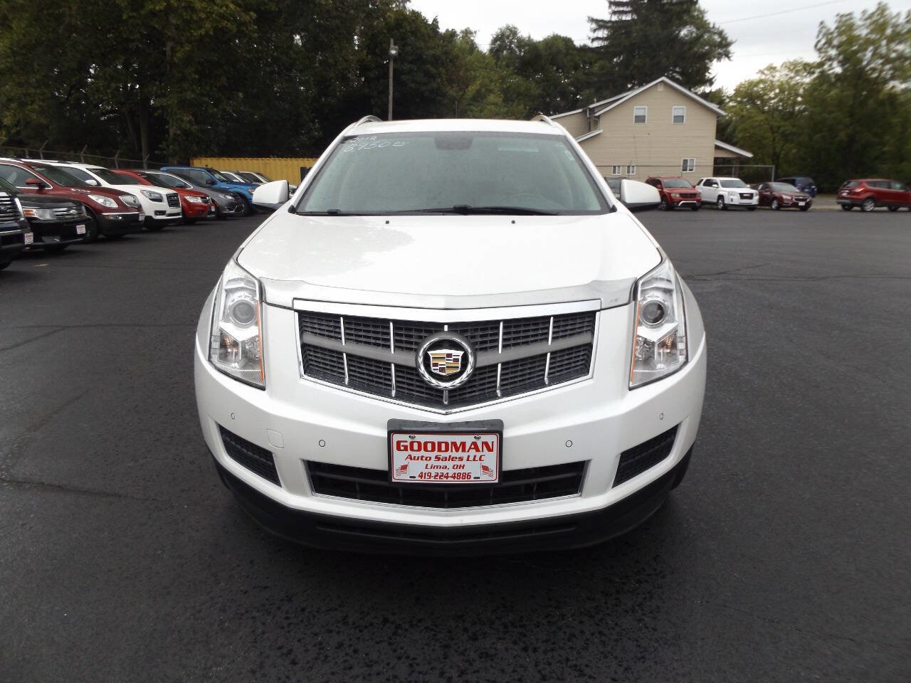 Used 2012 Cadillac SRX Luxury image 2