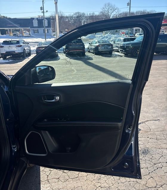 Used 2020 Jeep Compass Latitude w/ Cold Weather Group image 42