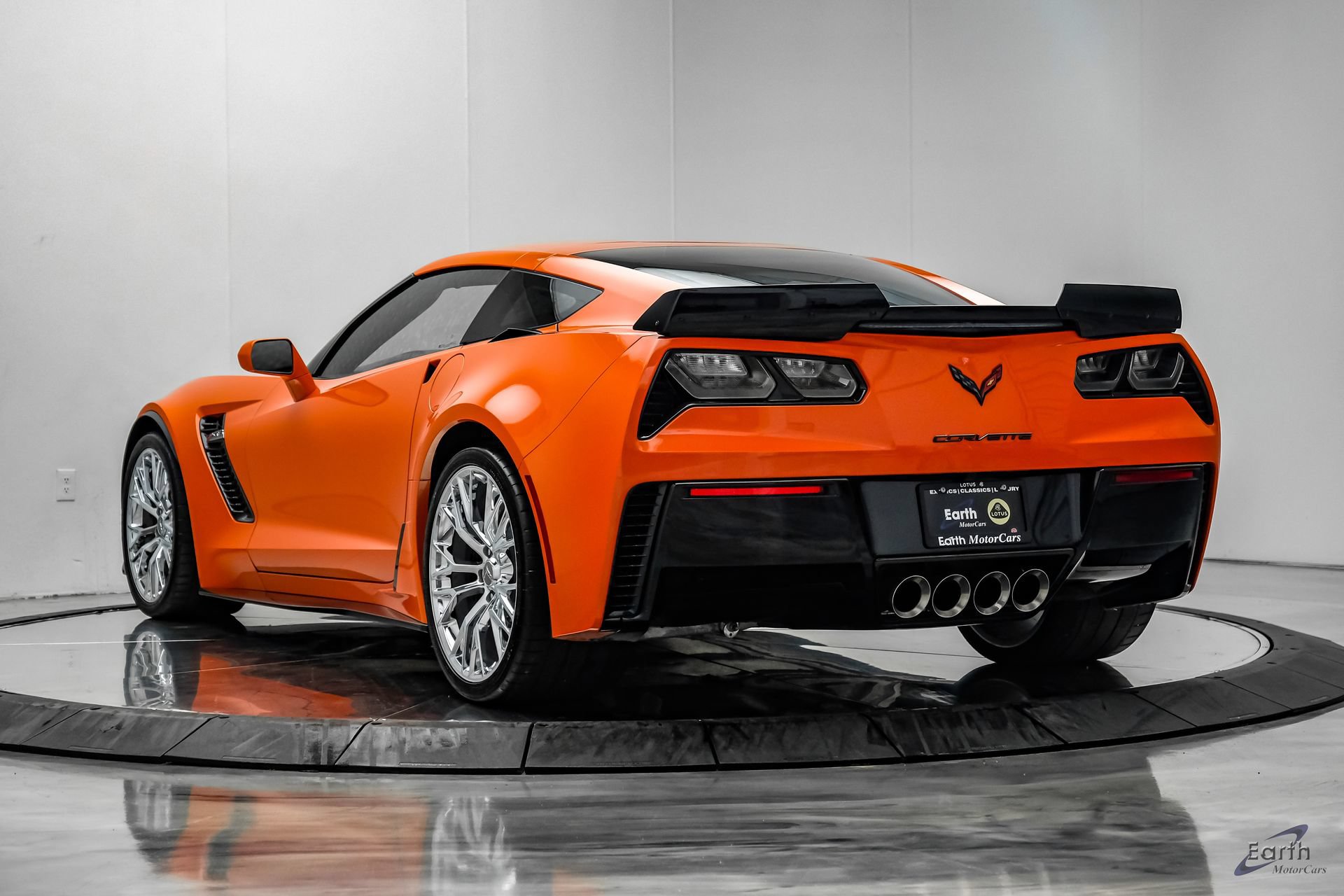 Used 2019 Chevrolet Corvette Z06 RWD image 13