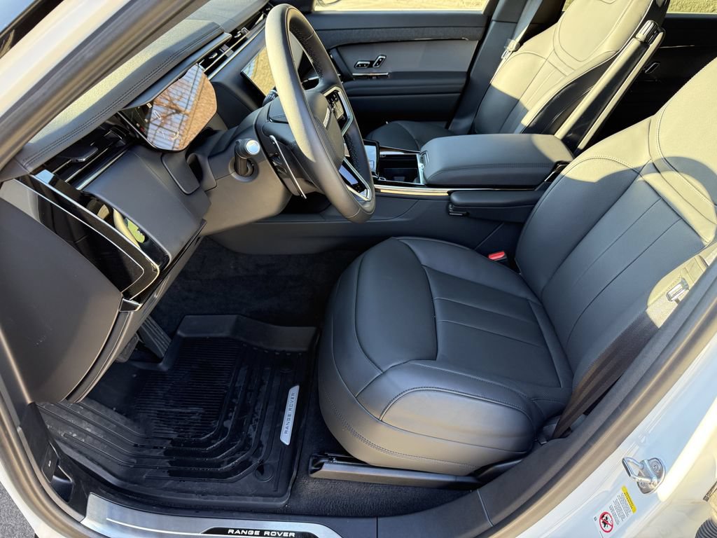 New 2025 Land Rover Range Rover Sport SE AWD/4WD image 9