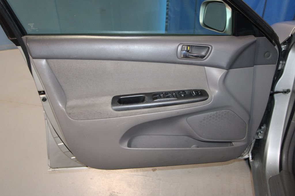 Used 2006 Toyota Camry FWD image 5