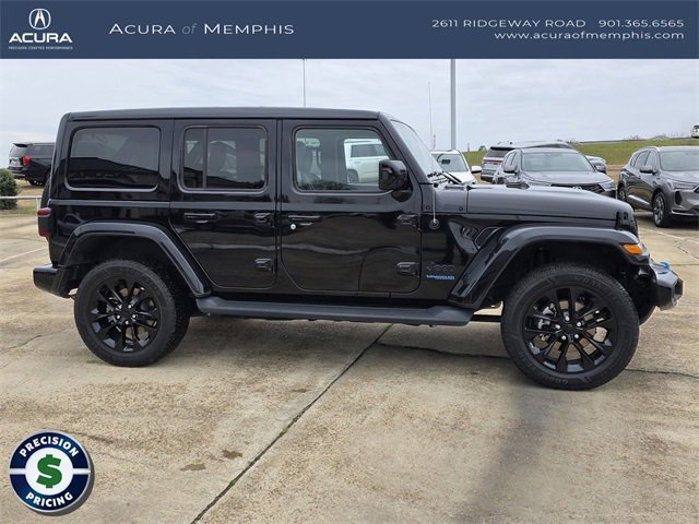 Used 2021 Jeep Wrangler Unlimited Sahara image 4
