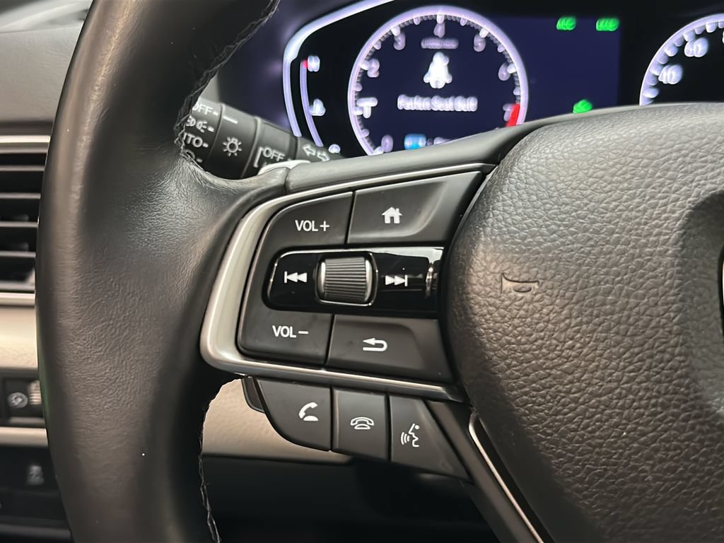 Certified 2018 Honda Accord Touring image 29