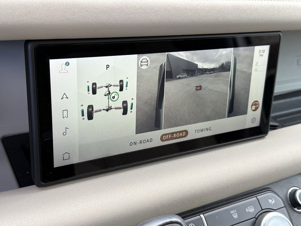 Used 2020 Land Rover Defender 110 SE image 24