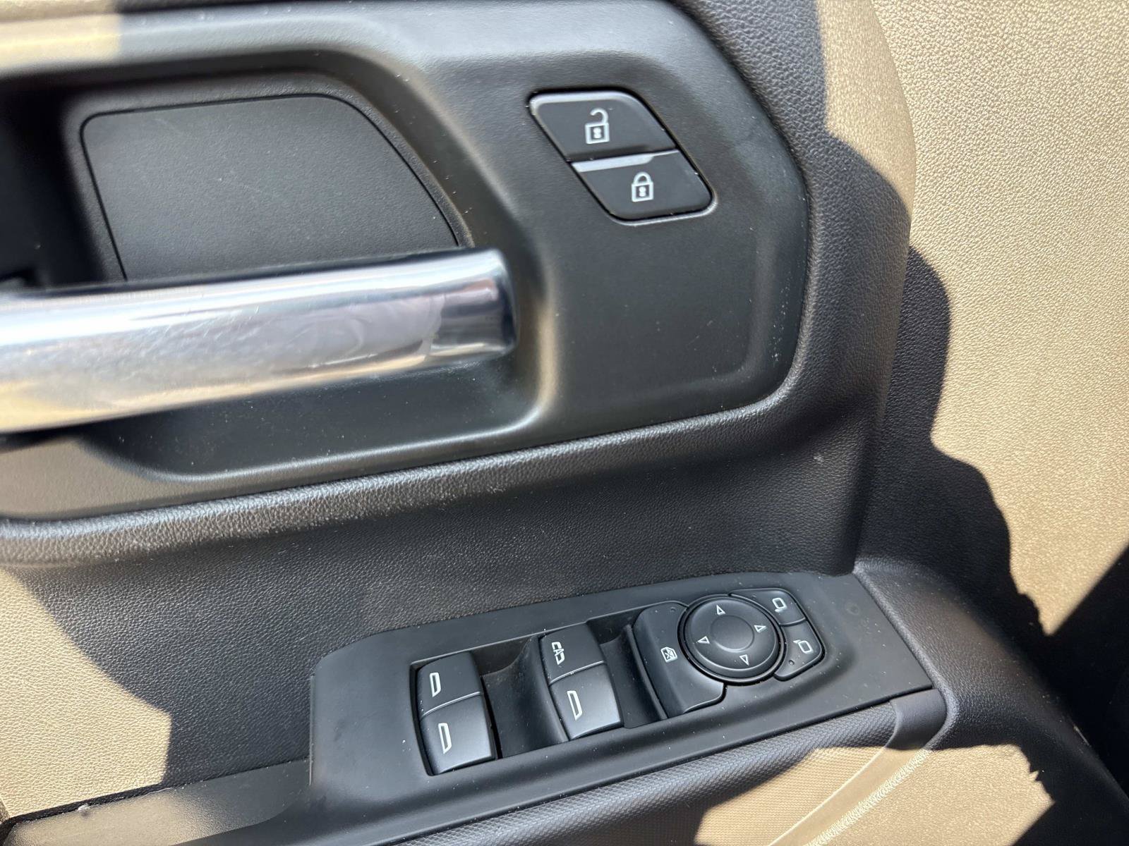 Used 2024 Chevrolet Silverado 1500 Custom Trail Boss AWD/4WD image 17