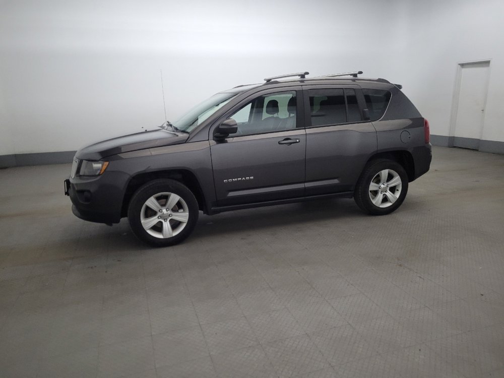 Used 2016 Jeep Compass Latitude AWD/4WD image 2