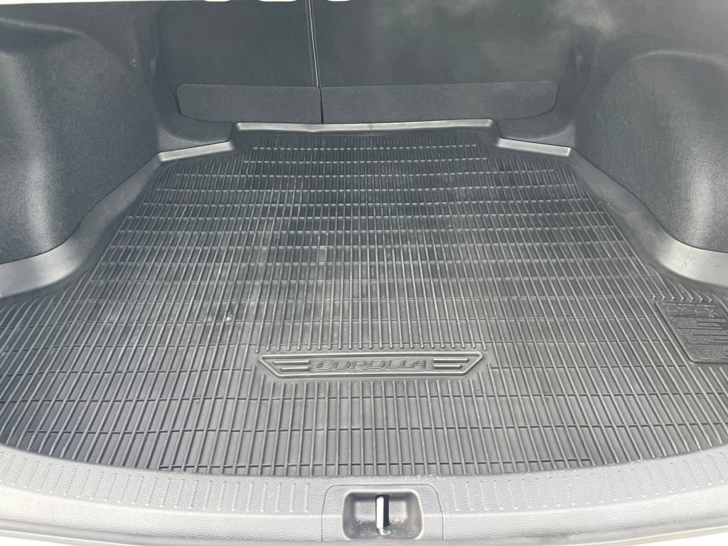 Certified 2024 Toyota Corolla SE image 21