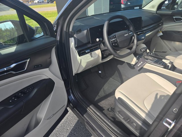 New 2026 Kia Sportage SX image 4