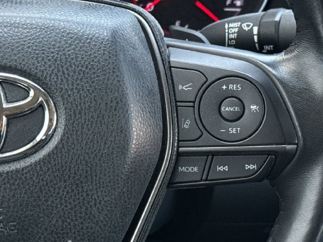 Used 2024 Toyota Camry XSE FWD image 14