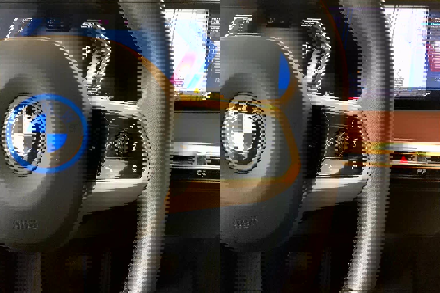 Used 2023 BMW iX xDrive50 w/ Premium Package image 25