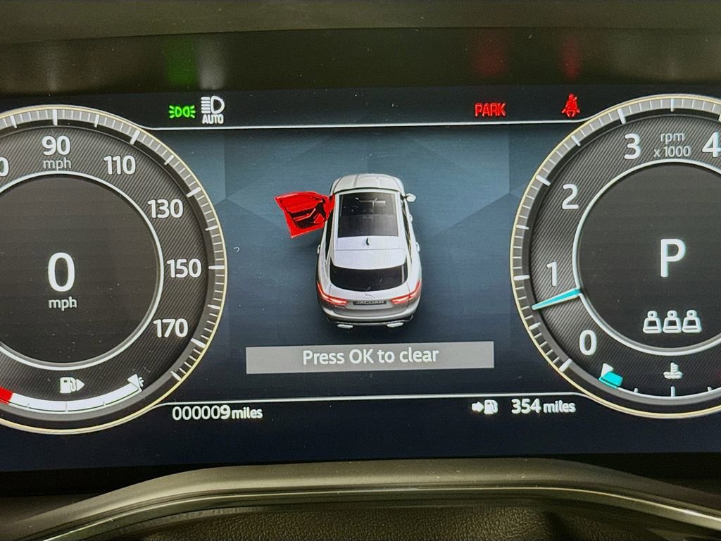 New 2026 Jaguar F-PACE R-Dynamic S image 12