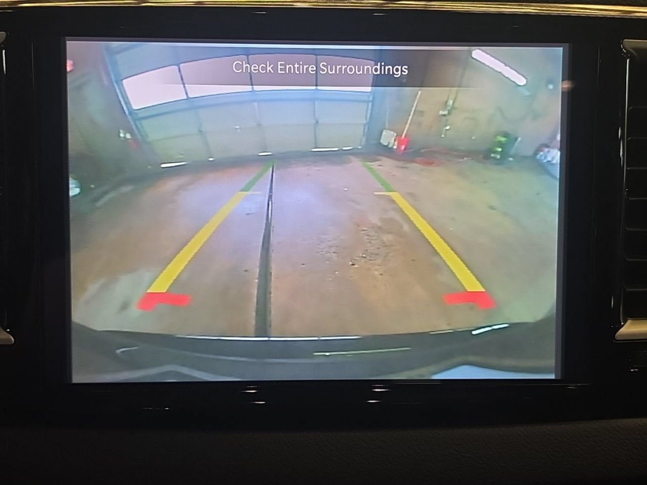 Used 2024 Chrysler Pacifica Touring-L FWD image 22