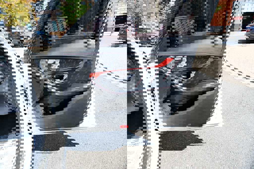 Used 2016 Mercedes-Benz C 63 AMG S image 34