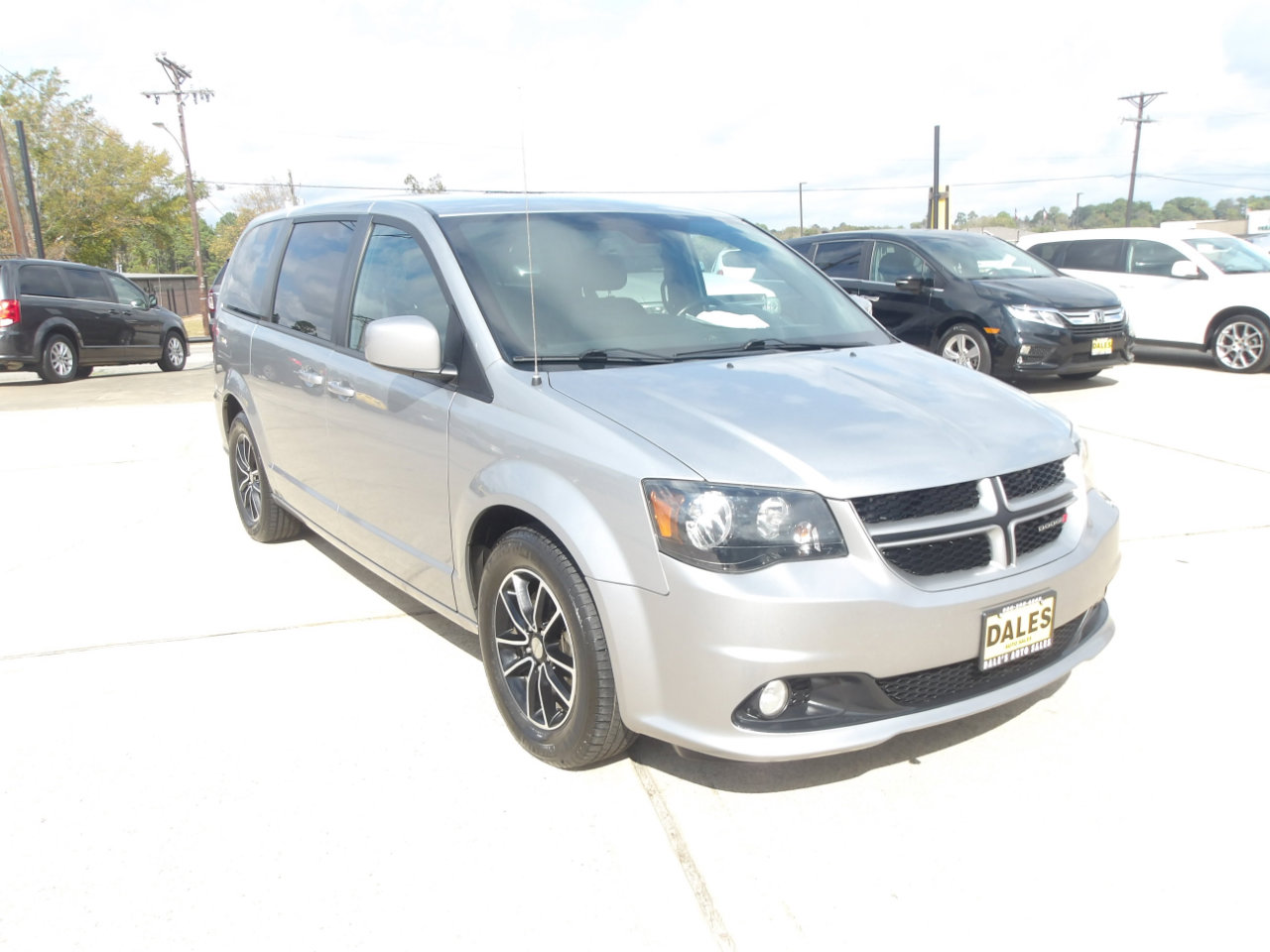 Used 2019 Dodge Grand Caravan GT image 4