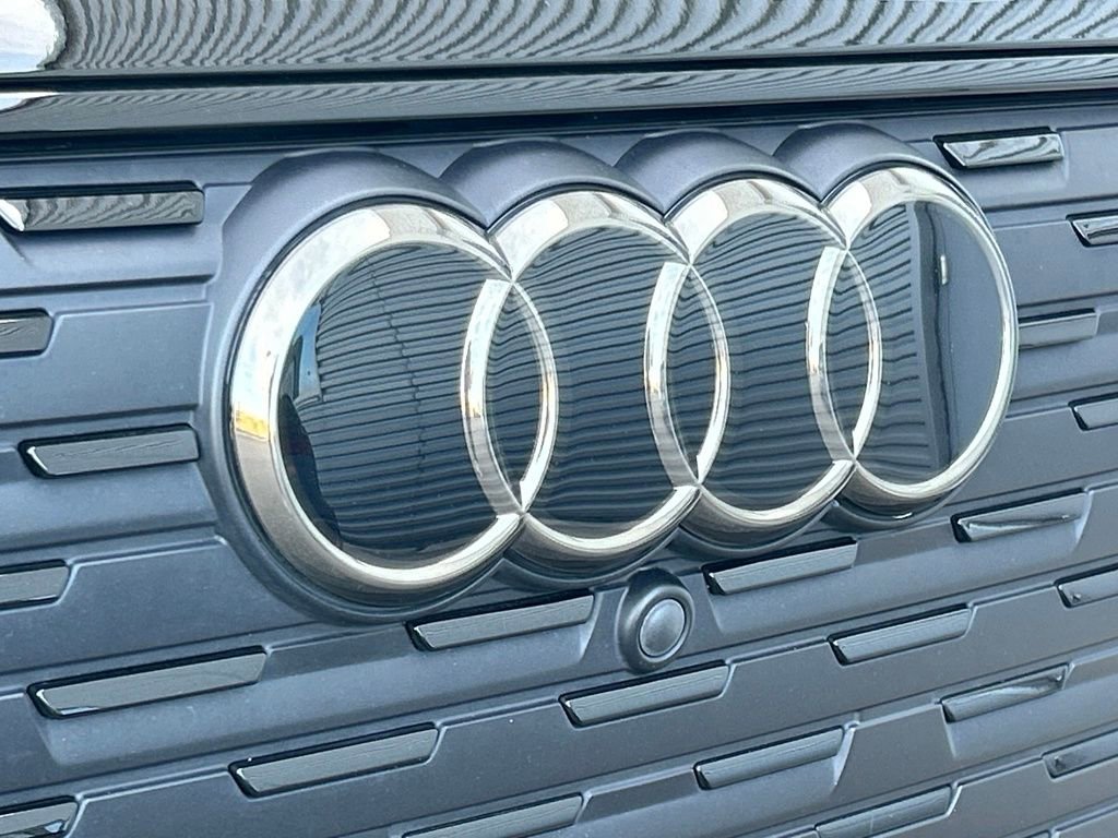 Used 2023 Audi Q4 e-tron Premium Plus w/ Premium Plus image 45