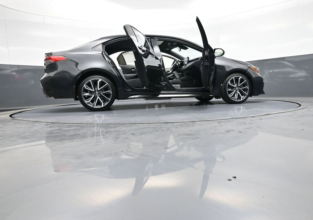 Certified 2022 Toyota Corolla SE w/ SE Premium Package image 47