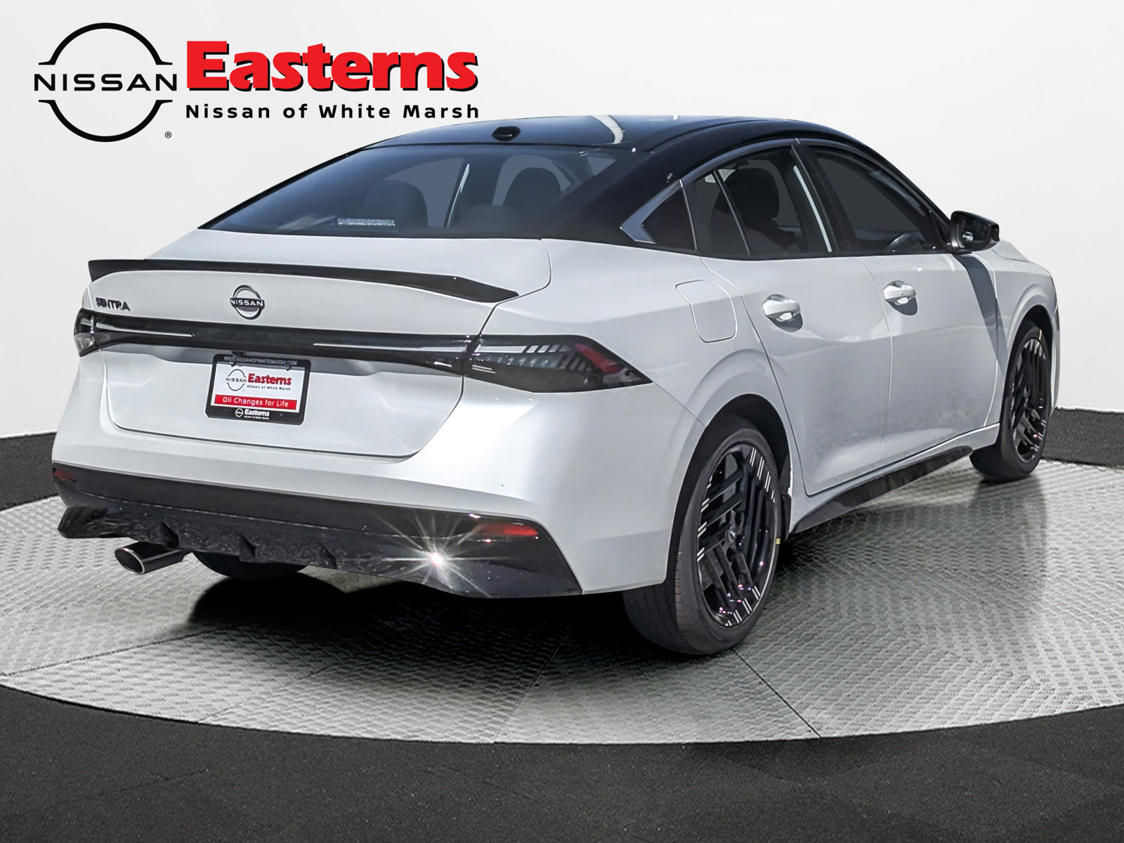 New 2027 Nissan Sentra SR w/ Floor Mat Package FWD image 6