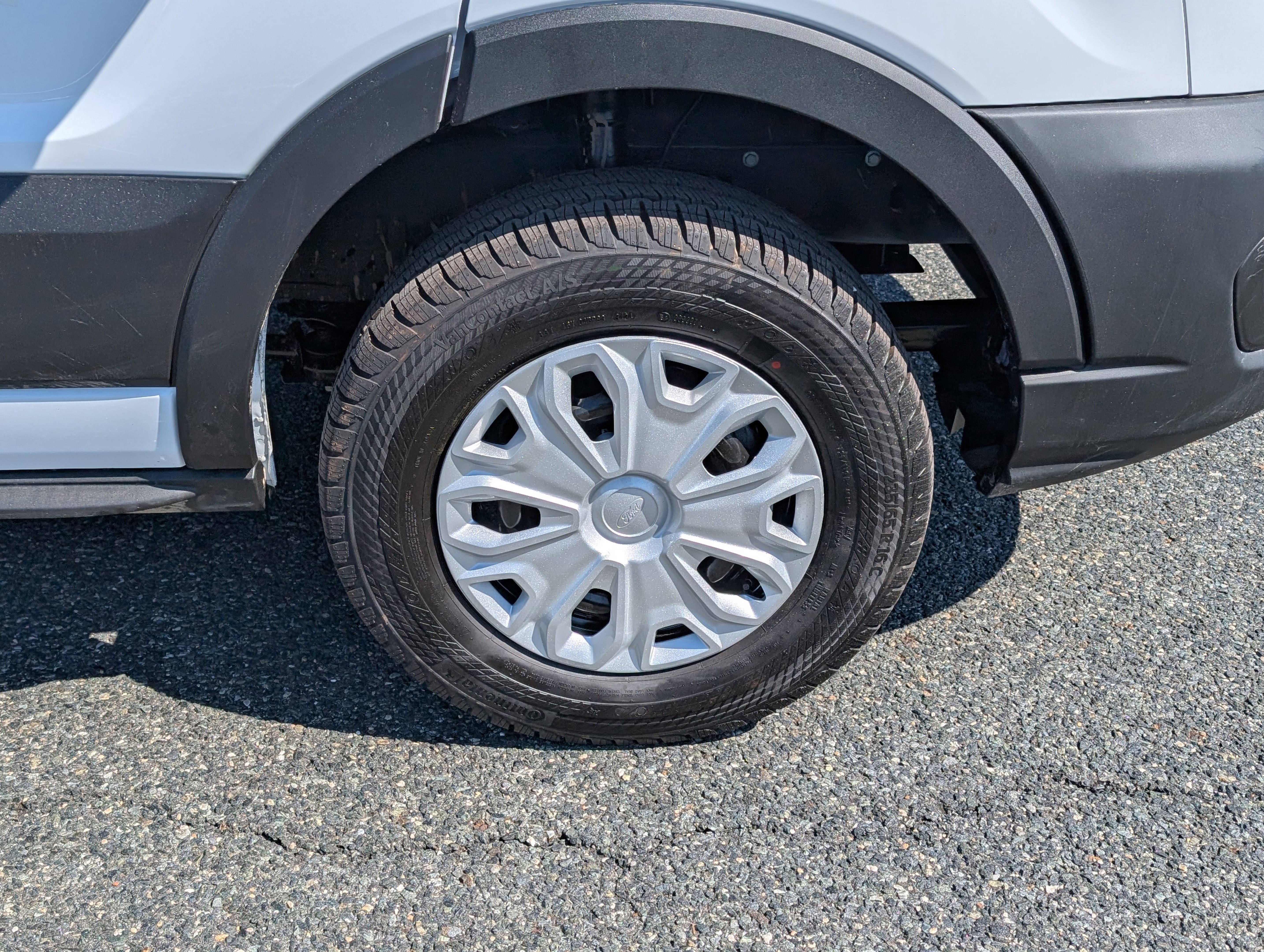 New 2025 Ford Transit 350 w/ Interior Upgrade Package image 6