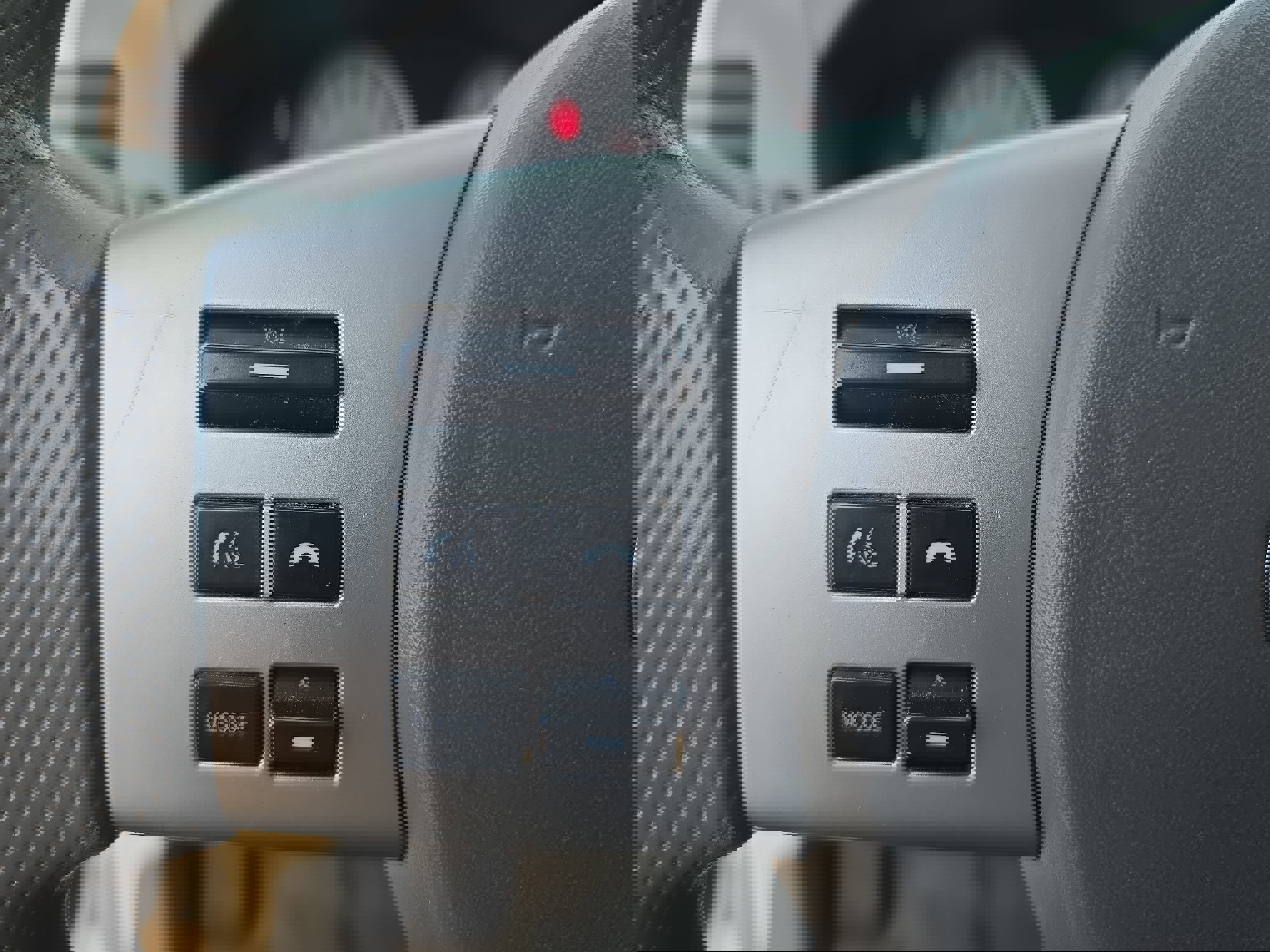 Used 2015 Nissan Frontier Desert Runner image 16