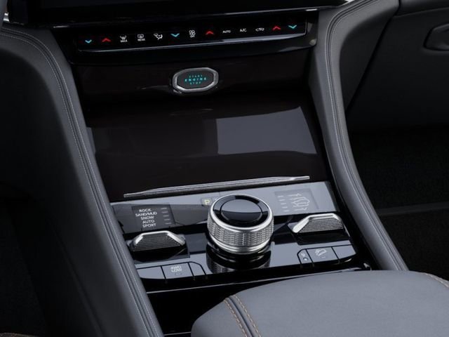 New 2026 Jeep Grand Cherokee Summit image 24