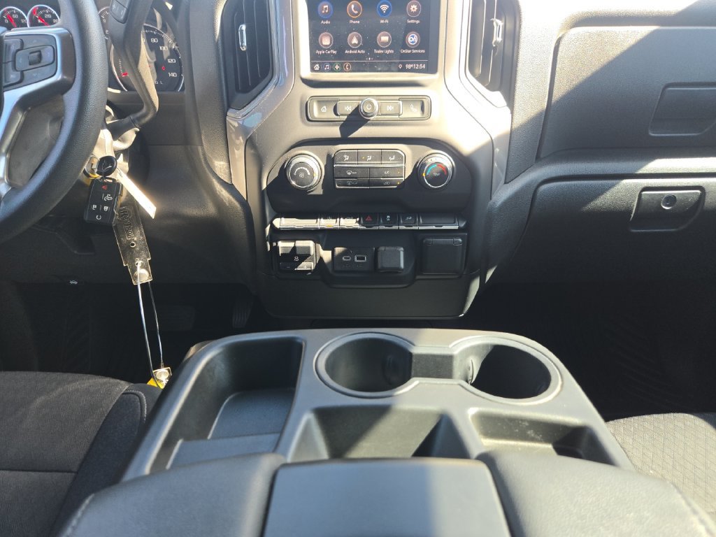 Used 2022 Chevrolet Silverado 1500 Custom w/ LPO, Blackout Package AWD/4WD image 12