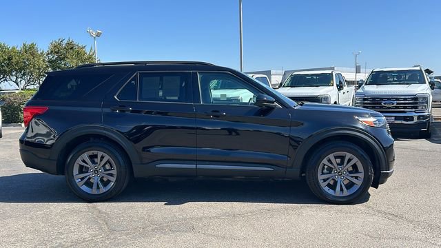 Certified 2022 Ford Explorer XLT w/ Equipment Group 202A image 2