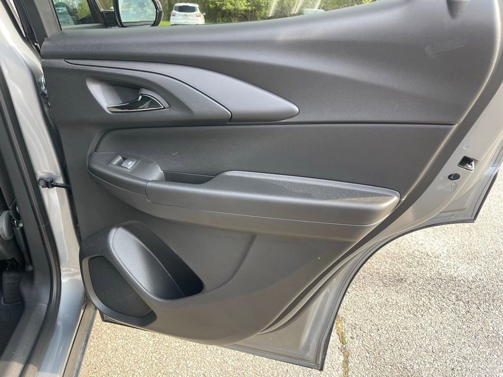 Used 2025 Chevrolet TrailBlazer RS w/ Convenience Package image 18