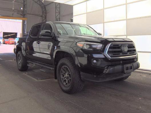 Used 2018 Toyota Tacoma SR5 AWD/4WD image 3
