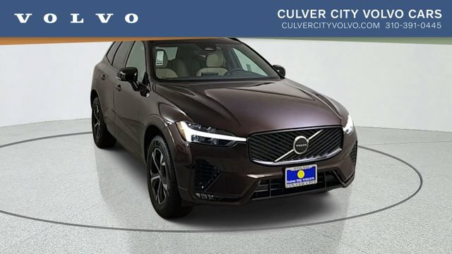 New 2026 Volvo XC60 B5 Core w/ Protection Package Premier AWD/4WD image 1