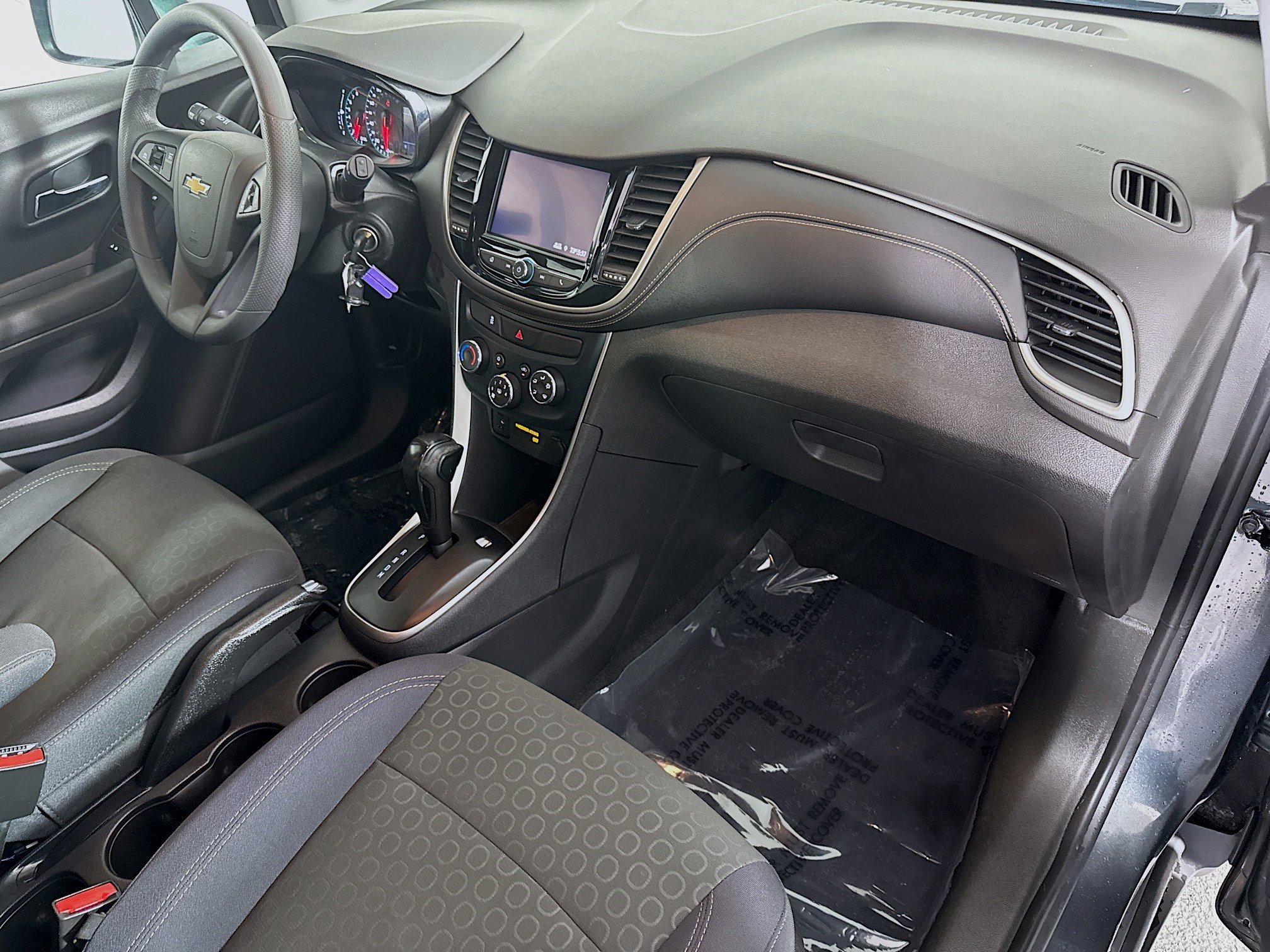 Used 2020 Chevrolet Trax LS w/ Tint and Cruise Package image 29