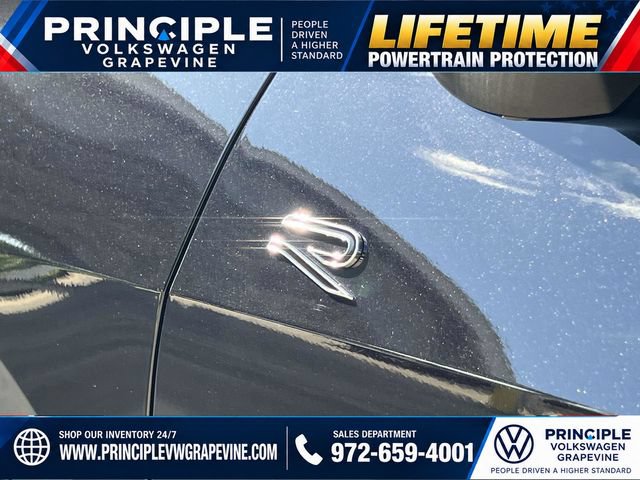 New 2026 Volkswagen Tiguan SE R-Line FWD image 9