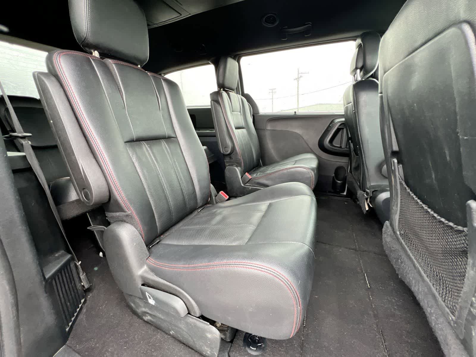 Used 2018 Dodge Grand Caravan GT image 20
