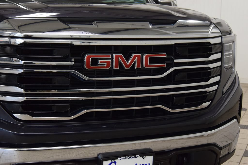 Used 2023 GMC Sierra 1500 SLT w/ SLT Premium Package AWD/4WD image 11