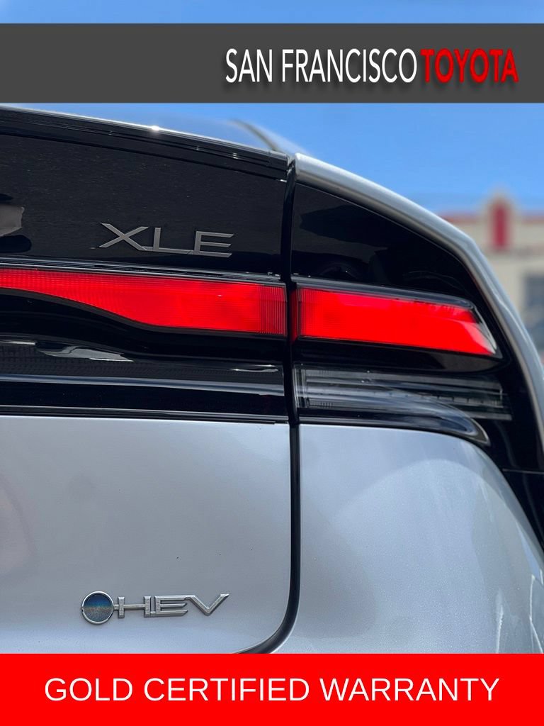 Certified 2024 Toyota Prius XLE FWD image 10