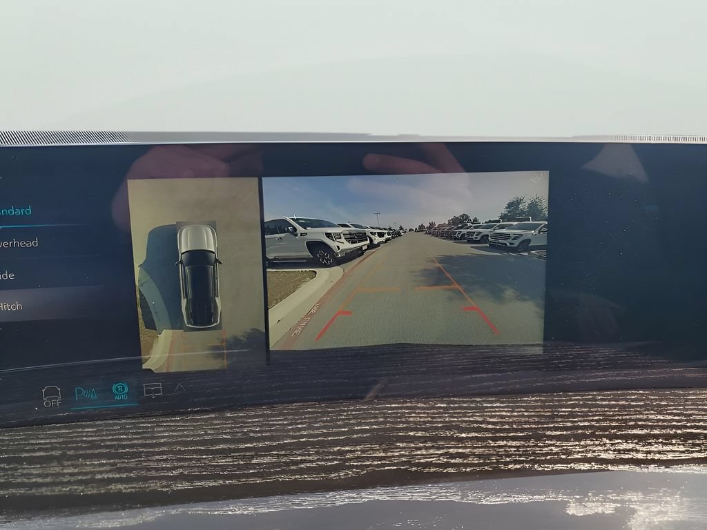 New 2026 Cadillac Escalade IQL Luxury w/ LPO, Floor Liner Package AWD/4WD image 54