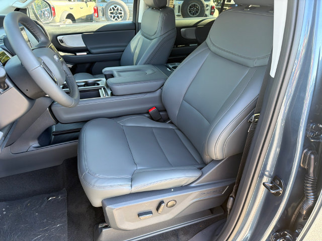 New 2027 Ford Expedition Active RWD image 11