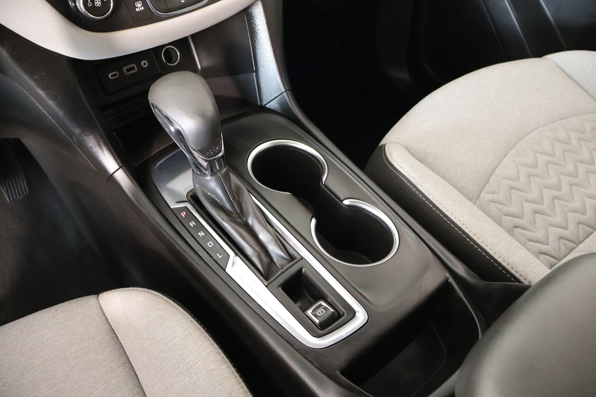 Used 2022 Chevrolet Equinox LT FWD image 7