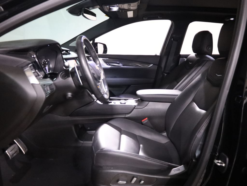 Used 2023 Cadillac XT5 Sportv AWD/4WD image 41