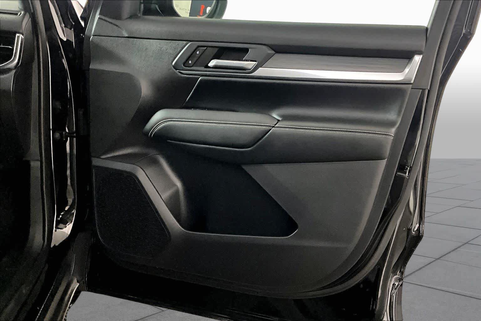 Certified 2026 GMC Terrain Elevation AWD/4WD image 34