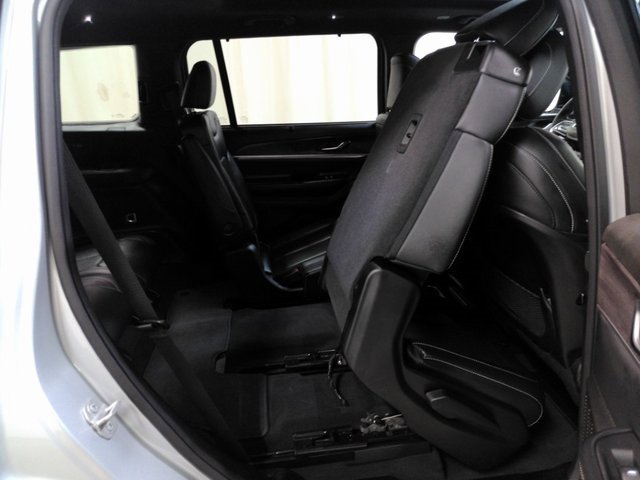 Used 2024 Jeep Grand Cherokee L Limited w/ Luxury Tech Group II image 24