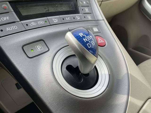 Used 2014 Toyota Prius Three image 30