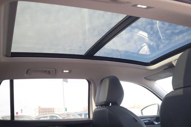 New 2026 Volkswagen Tiguan SE image 21