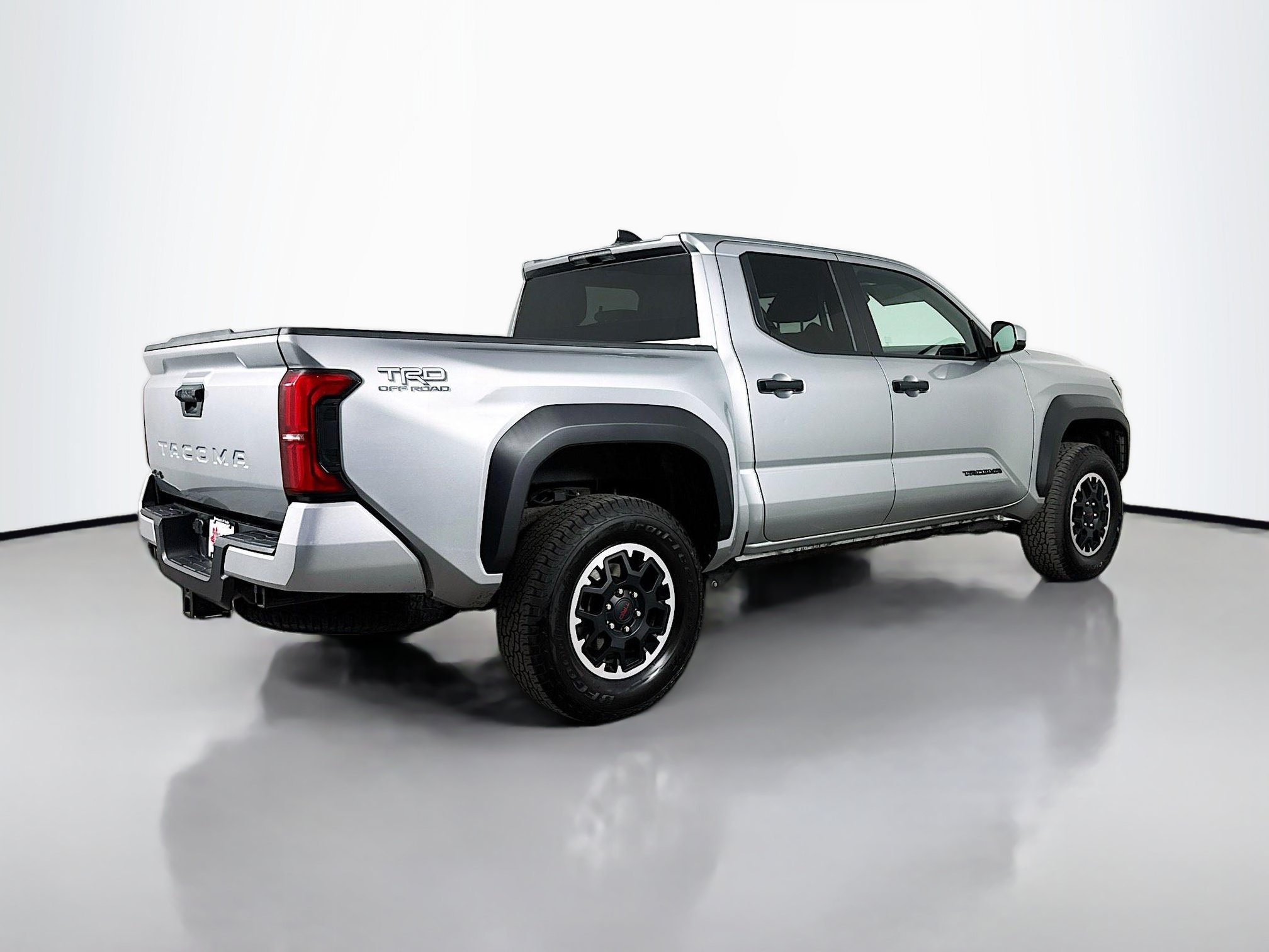 Certified 2025 Toyota Tacoma TRD Off-Road AWD/4WD image 7