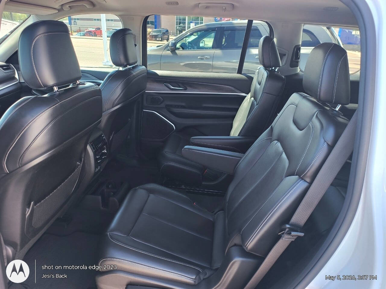 Used 2021 Jeep Grand Cherokee L Limited AWD/4WD image 11