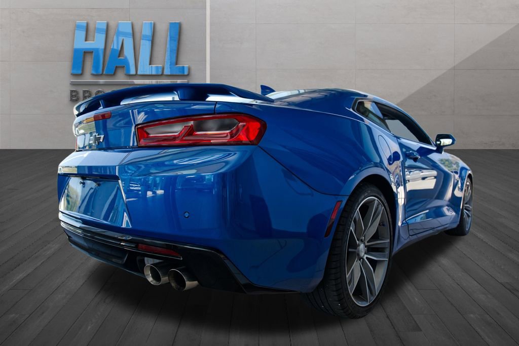 Used 2016 Chevrolet Camaro SS RWD image 15